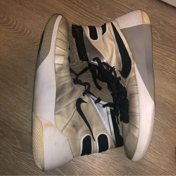 Nike hyperdunk 2015 mens sneakers runners trainers size 11.5 - Picture 6 of 8